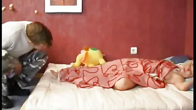 Mom անընդհատ նրա համար. բրազիլական պոռնո